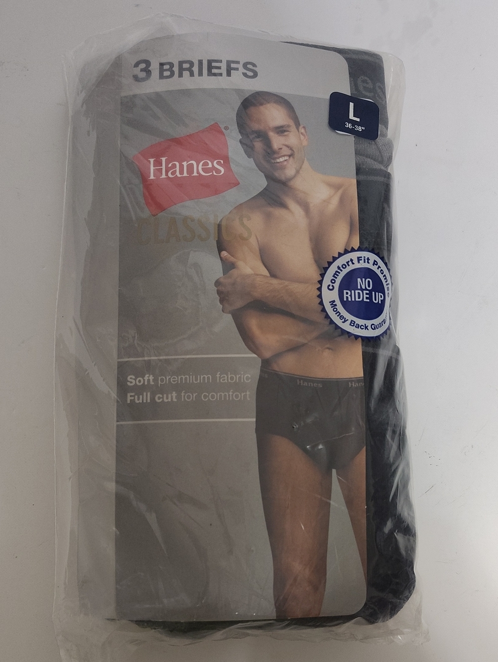 2008 Hanes Men's Classics Briefs - 3 Pack - Size L 36-38